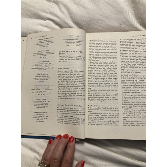 Vintage 1963 The Good Housekeeping Cookbook By Dorothy B. Marsh - Picture 9 of 16